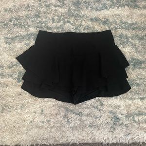 Black flowy Zara skort